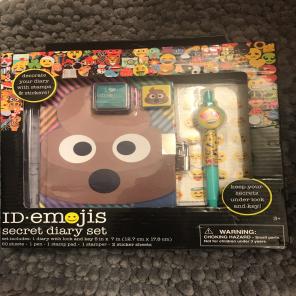 *NEW* Poop Emoji Diary Set