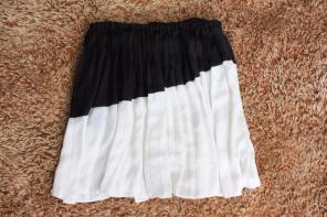 Banana Republic Pleated Skirt