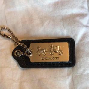 Coach tag
