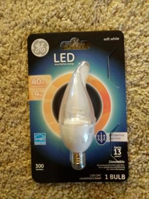 LED candelabra base bulb