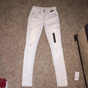 Mudd High-waisted Ripped Jeans (size 0)