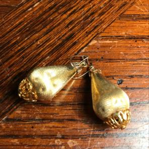 VTG Satin Gold Tone Earrings