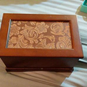 Brown wood jewelry box