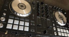 Pioneer DDJSR Turntable