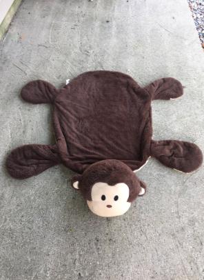 Large Monkey Rug!!