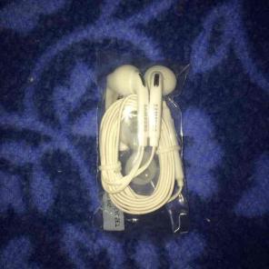 Samsung headphones