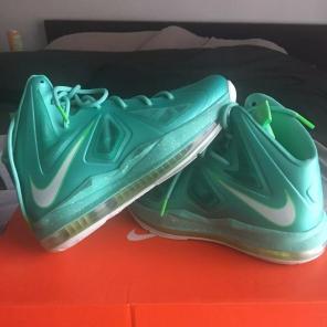 Nike LeBron X GS "Easter"