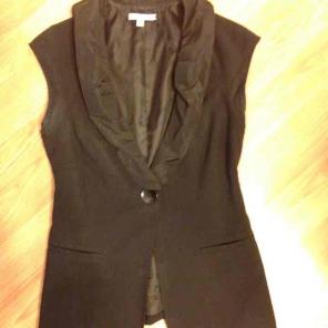 CAbi short sleeved blazer