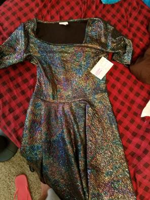 BNWT Medium Elegant Lularoe Nicole