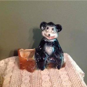 Vtg. Bear on a Log Planter