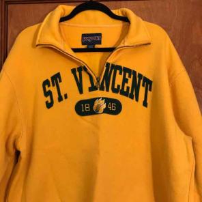 Saint Vincent size large crew neck