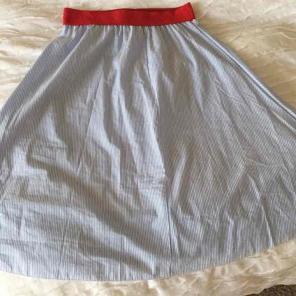 Medium Seersucker Lularoe Lola