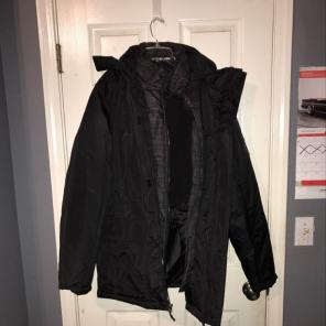 New Parka Jacket W / Faux Fur Hood