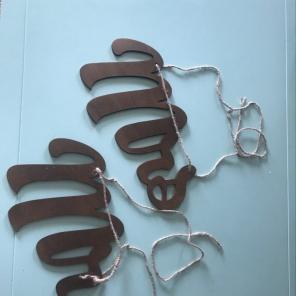 Mr. & Mrs. Signs For Back Of Chair