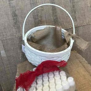 Rustic Wedding Favor Basket & Bubbles