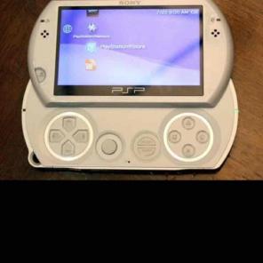 Play station portable (psp)psp go