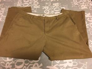 UsedOLD NAVY Classic Straight Khaki Pant