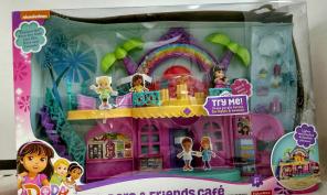 Dora and friends Cafe