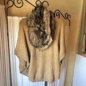 Michael Kors Fux Poncho S