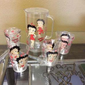 BETTY BOOP Acrylic Pitcher w/Glasses