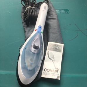 Con air Deluxe Hand Held Fabric Steamer