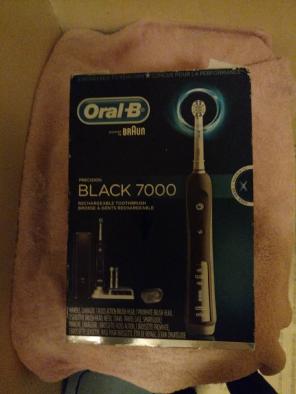 Rechargeable toothbrush