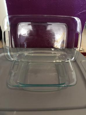 Pyrex Glass Set