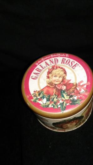 Vintage yankee candle tin