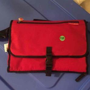 Skip hop travel changing pad