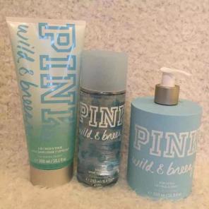 Victoria's Secret PINK WILD & BREEZY SET