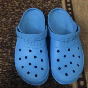 Crocs blue men size 10