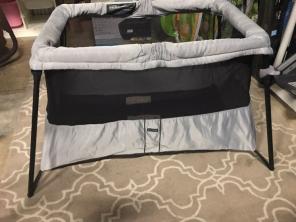 Baby Bjorn Travel Lite Crib - Silver
