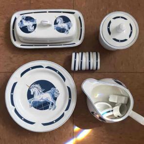 Unicorn dishes and accessories