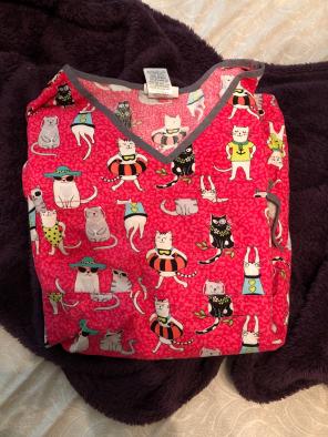 Women’s Scrub Tops. Sizes XL 2x/3x