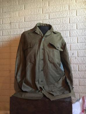 3 Shirt Lot Hold