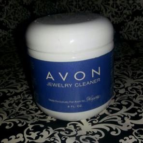 AVON JEWELRY CLEANER