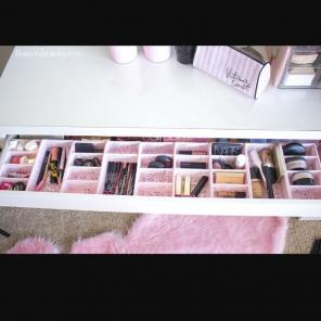 2 pieces makeup organizers rose detailed