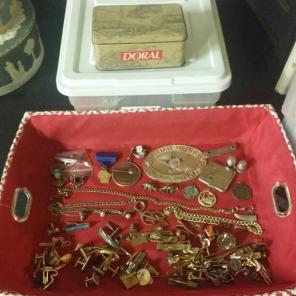 Cufflinks Tie Clips & More..Doral Tin