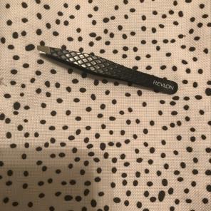 Tweezers