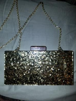 Hard shell clutch