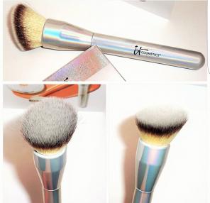 IT Cosmetics Heavenly Luxe Angled Brush