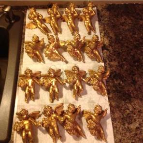 Gold Plastic Angels Ornaments (16)