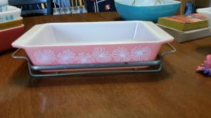 Pyrex Pink daisy space saver with cradle
