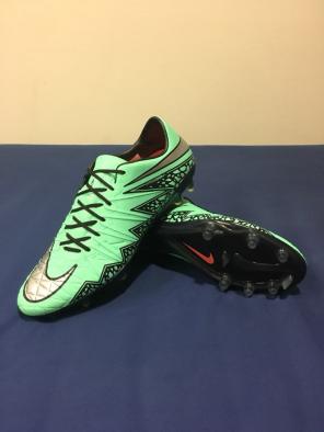 Nike Hypervenom Phinish Size 9