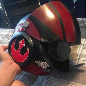 Poe Dameron Helmet