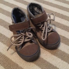 Boys Boots Size 4