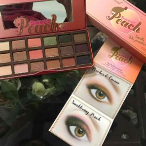 Too faced peach palette
