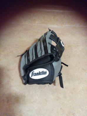 Franklin Sports 9.5" RTP Teeball Glove