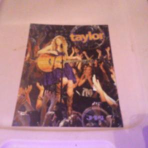 TAYLOR SWIFT/NICK JONAS 8x10 Pin-Up!