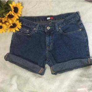 Vintage Tommy Hilfiger shorts